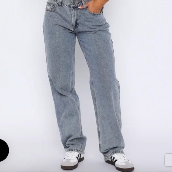 White Fox Mid Rise Straight Leg Jeans Blue Wash - Picture 3 of 4